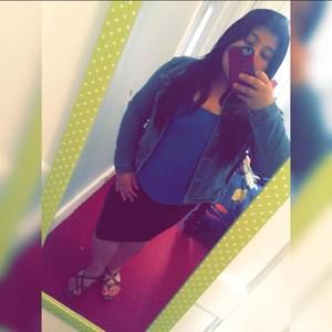 Meet your Posher, Zucely